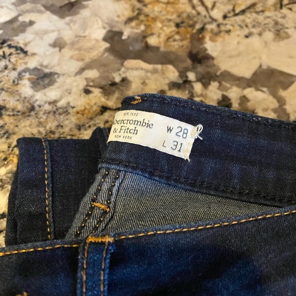 Abercrombie & Fitch Low Rise Super Skinny Jeans - Picture 3 of 7